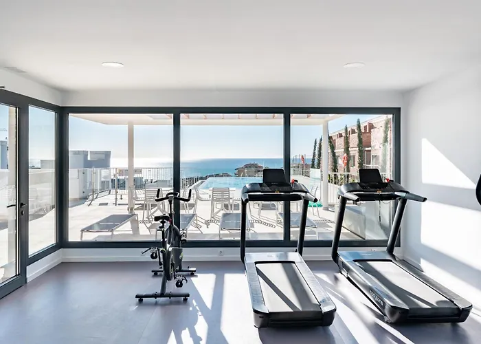 Apartament Middle Views West *